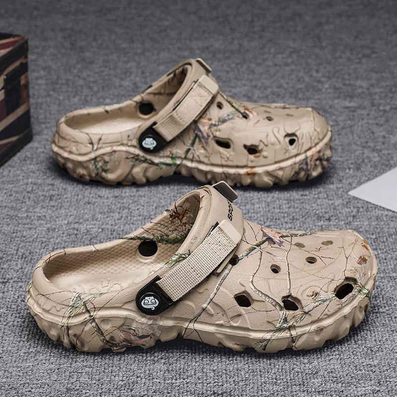 Men's Sandals Non-slip Textured Sole EVA Clogs with Adjustable Strap Durable Outdoor Daily Wear Slippers