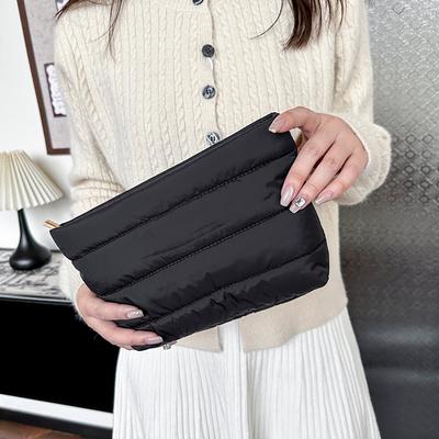 Fashion Cosmetic Bag for Women Girls Casual Clutch Handbag Cute Puffer Makeup Clutch Storage Pouches for Organization