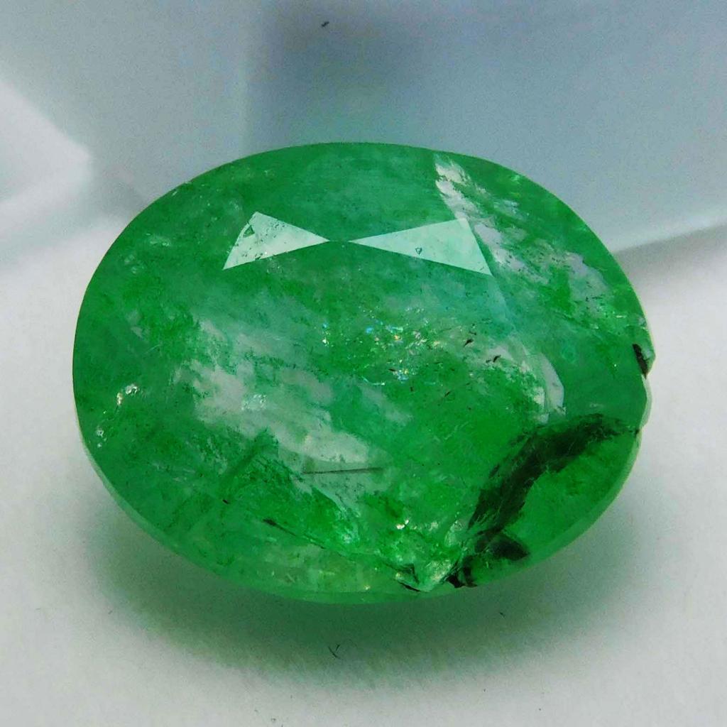 Natural Green Emerald Loose Gemstone Oval Cut 7.36 Ct Muzo for Jewelry Making and Gem Collections