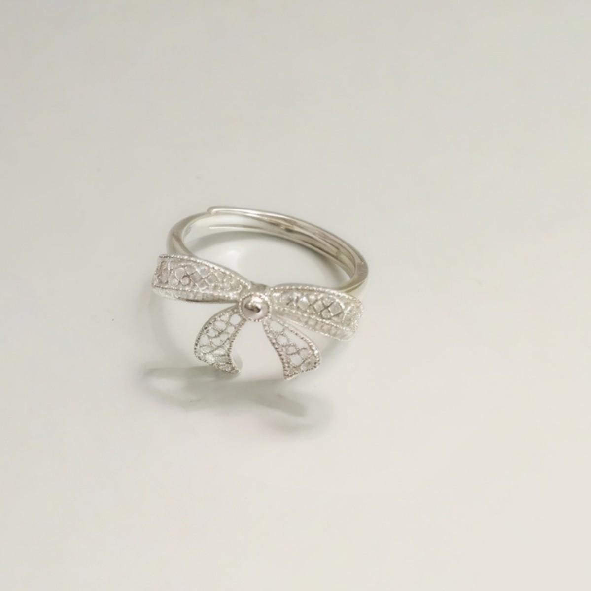 Sweet Bow Adjustable Open Ring for Women - Elegant & Fashionable Index Finger Accessory