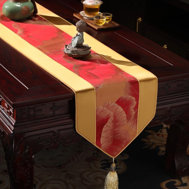 

Точная вышивка скатерти с узором в виде листьев лотоса, чайный коврик, популярный ресторан, четыре сезона, универсальные столы, флаг, китайское чайное полотенце 33*160cm