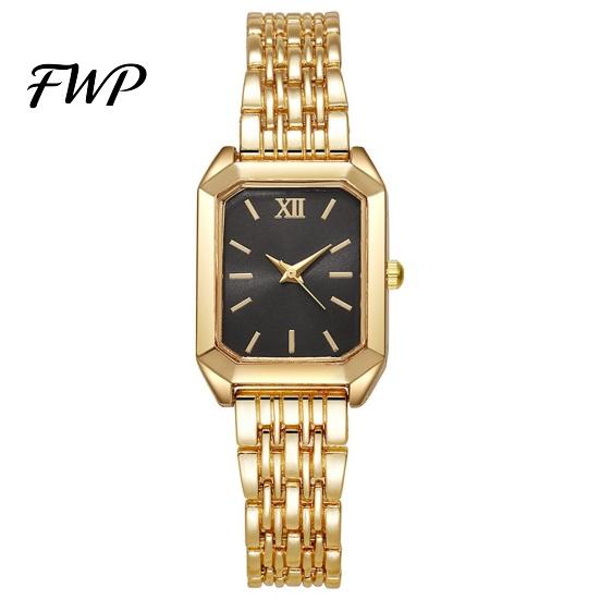 Modern Minimalist Watch Ladies Light Luxury Style Square Dial Steel Elegant Women Wristwatch Strap Embellishment for Office Party Date Night Quartz