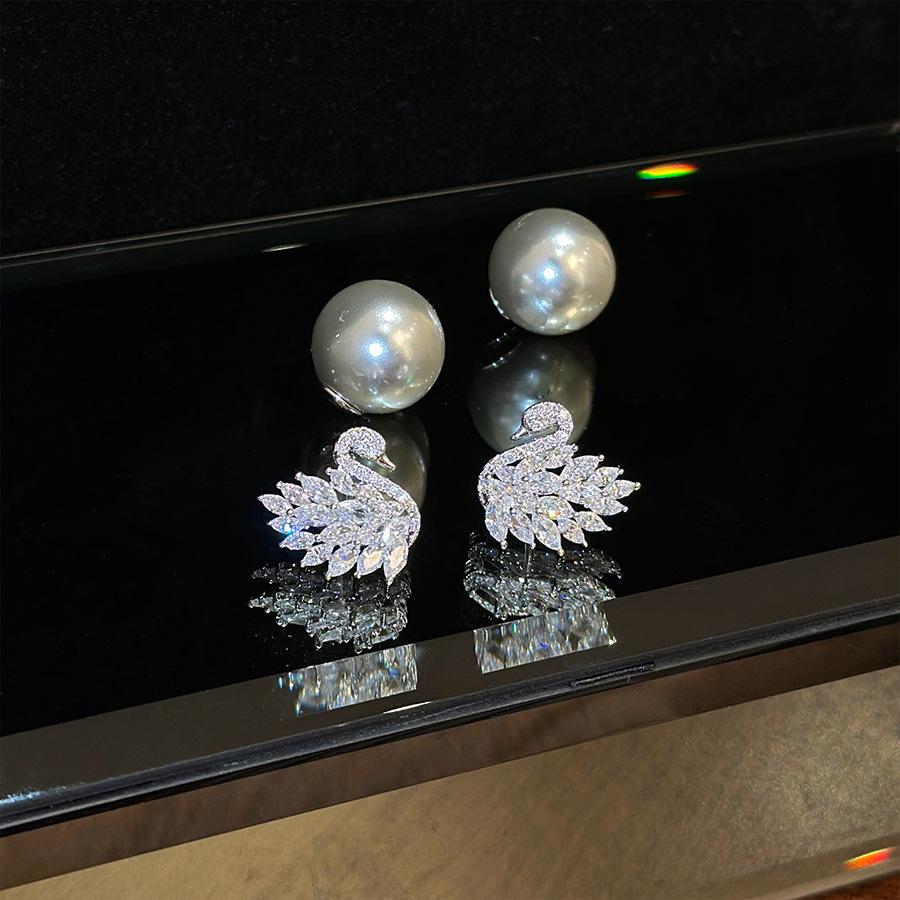 Zircon little swan pearl stud earrings personalized design simple earrings high sense light luxury fashion temperament earrings