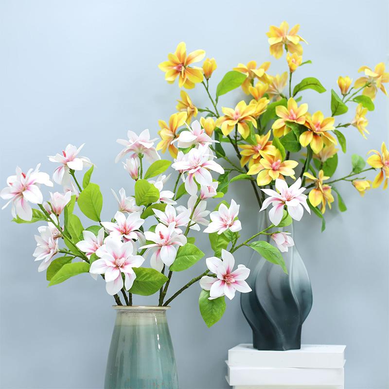 

1PC Silk Magnolia Home Decor Artificial Magnolia Flowers 4 Heads Wedding Arrangement