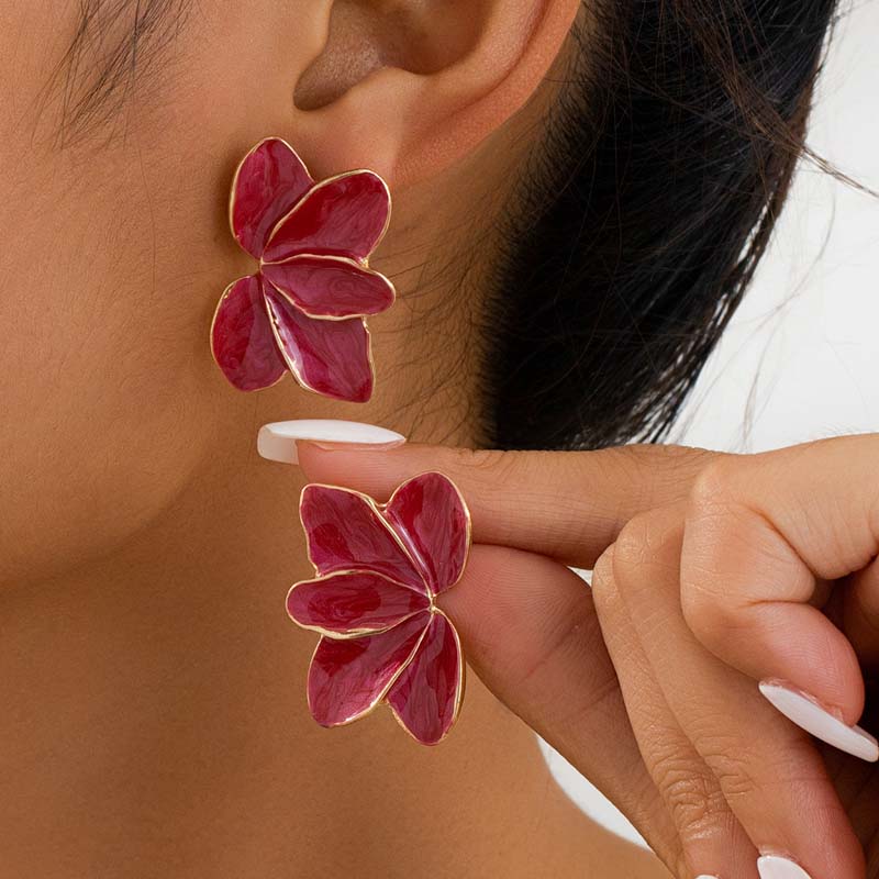 Vintage Red Enamel Petal Post Stud Earrings For Women Metal Flower Temperament Earrings Jewelry Daily Holiday Gifts