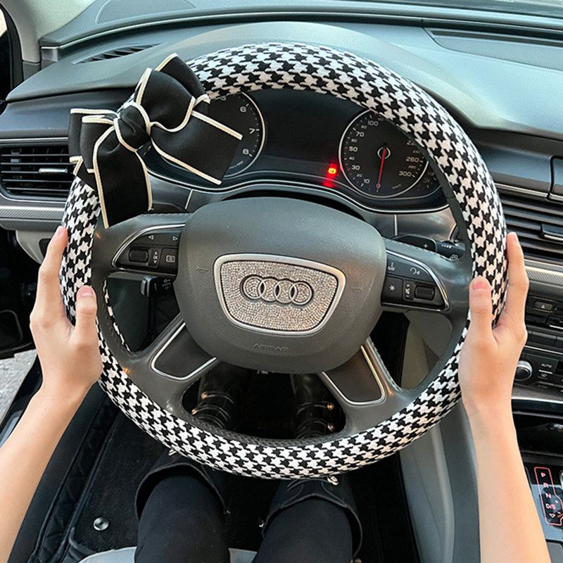 

Car Steering Wheel Cover Summer Cotton Linen Breathable Non-Slip Goddess Houndstooth Bow All-Season Universal Handlebar Cover Houndstooth Linen [Yellow Edge Black Bow]