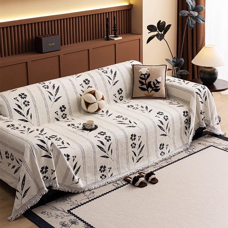 All-season Flowers Camping Picnic Sofa Cover  Funda Sofa Arctic Velvet Sofa Covers Mats Throw Blankets