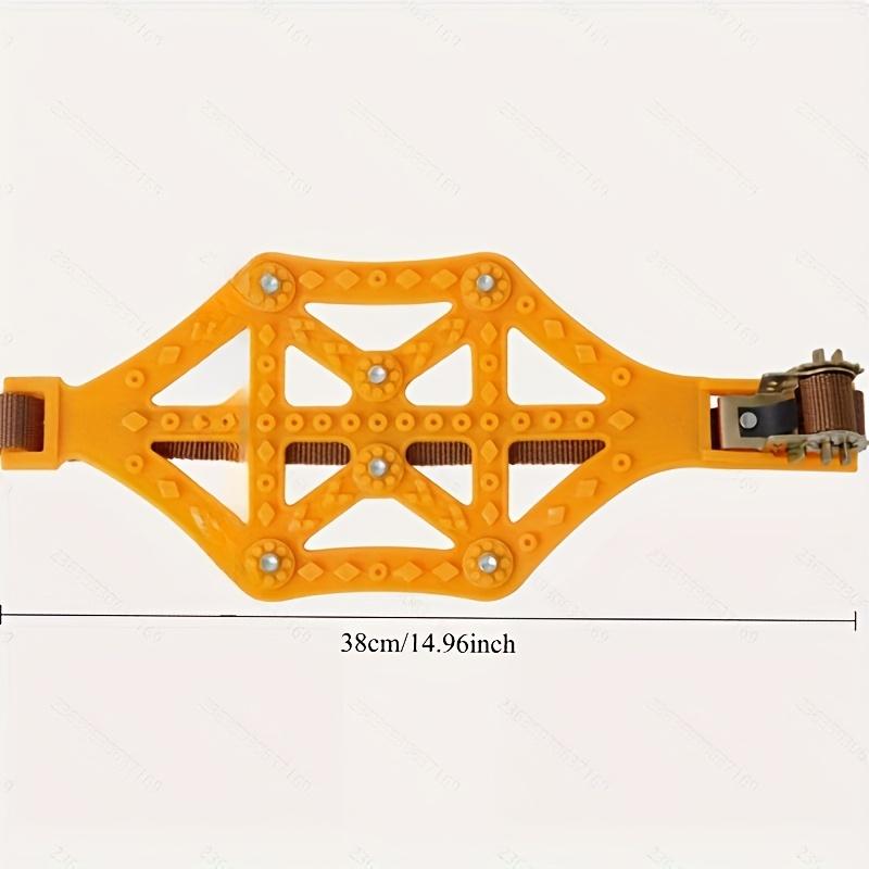

1PC Car snow chains are suitable for off-road SUVs and sedans, and can be used for emergency getting out of snow and mud in winter.