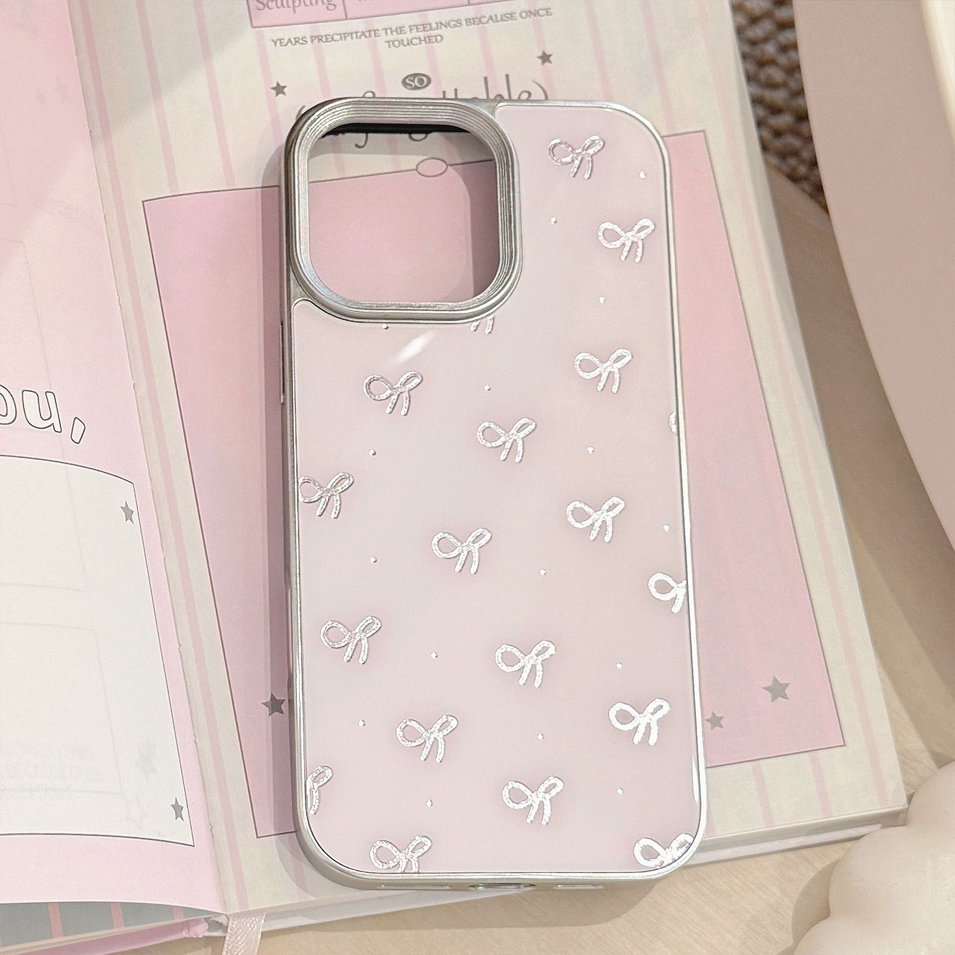 

Позолоченный чехол для мобильного телефона Ins Bow Apple 16, подходит для IPhone 15, противоударный 13pro Max, стеклянный 14, милый 13