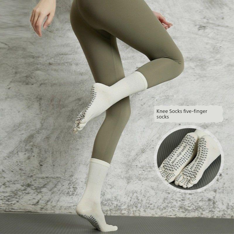 

Носки для йоги Нескользящие Профессиональные Женские для Пилатеса Тренировочные Специальные Пятипалые Носки Взрослые Носки для Фитнеса в Помещении для Упражнений B82-[1 pair] milk white-pure color Knee Socks