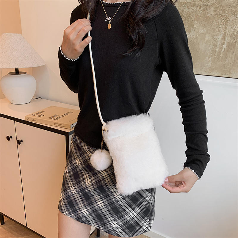 Plush Phone Bag Autumn and Winter Solid Color Elegant Women's Durable Girl Fur Hanging Rope Bag Crossbody Coin Purse