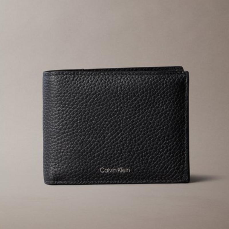 Calvin Klein JeanS Men S Foil emboSSed Trifold Wallet 4d1241g Ub1