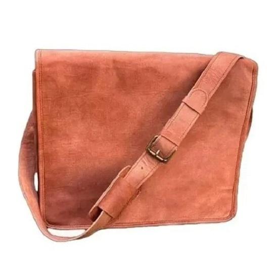 

Мужская редкая винтажная сумка-мессенджер для ноутбука ручной работы из переработанной кожи 11 x 9 x 3 in