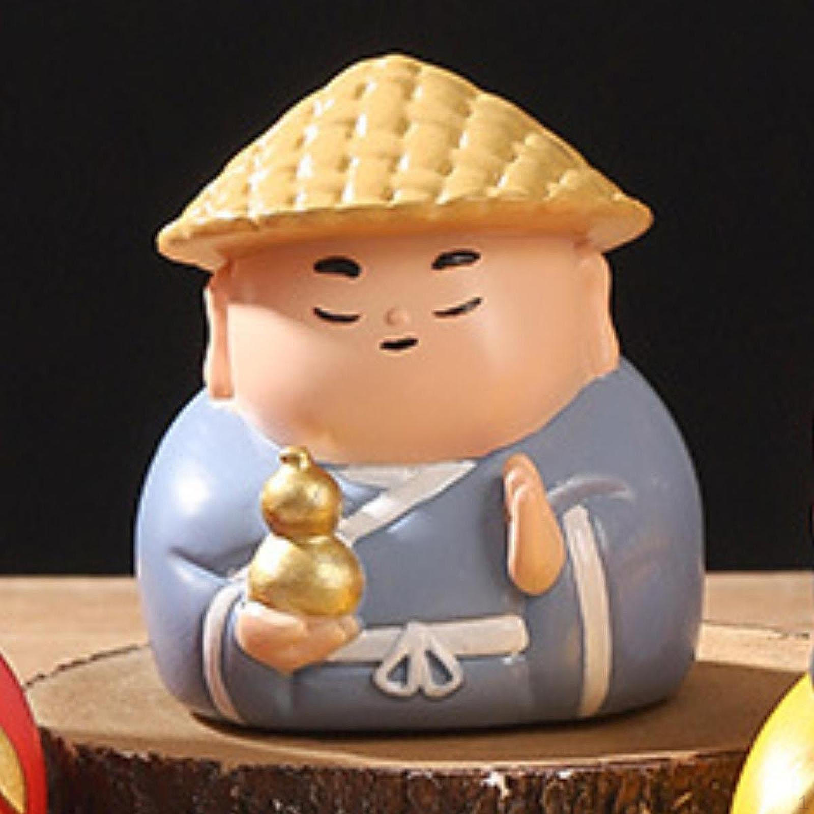 

Artistic Figure Sculpture in Resin, Chinese Figurine as Centerpiece for Office and Home Shelf 5.9x5.7x6.6 cm синій