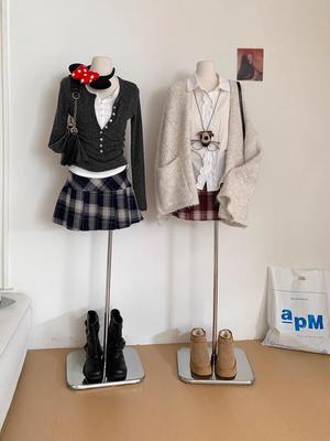 2025 Autumn/Winter Red Plaid Wool High-Waisted Pleated Skirt with Anti-Exposure Feature