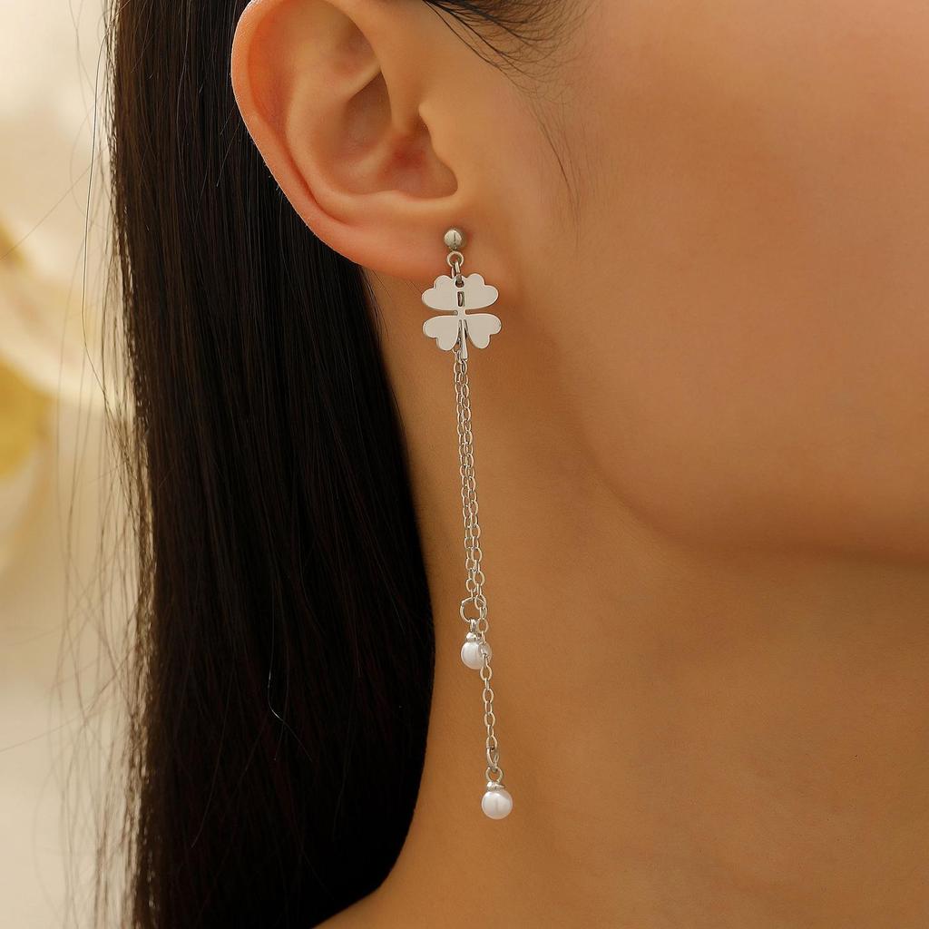 Fashion Fresh Versatile Design Lucky Grass Imitation Pearl Flower Long Tassel Earrings For Women