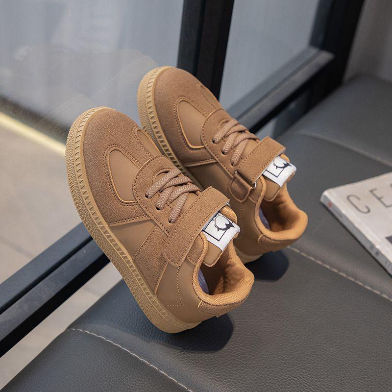 Children's Sneakers Are Comfortable, Lightweight and Wear-resistant Outdoor Adventure Shoes