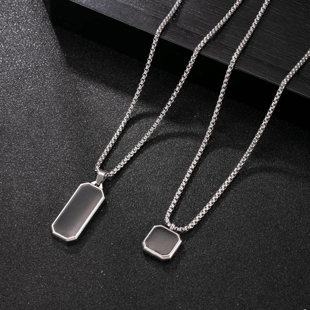 18K Gold Plated Titanium Steel Necklace with Geometric Pendant and Pearl Chain