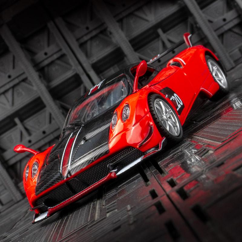 1/32 Simulation Pagani BC Alloy Supercar Model, Doors Can Be Opened with Sound and Light, Car Ornaments