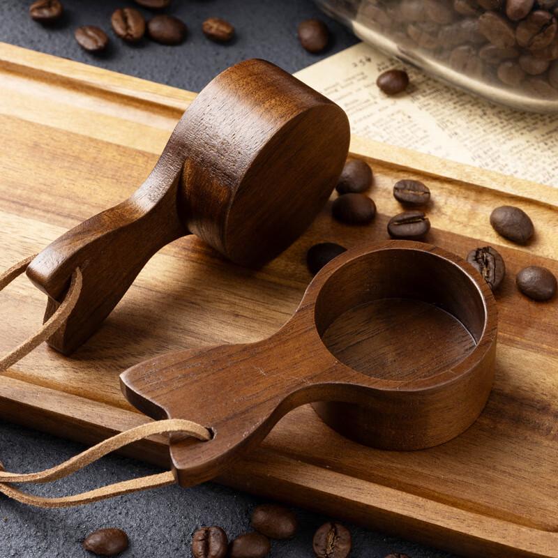 Kaffeebohnen-Messlöffel aus Massivholz