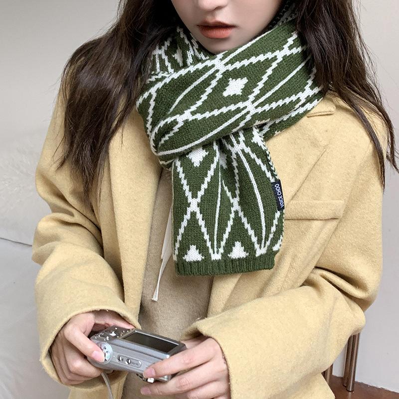 Korean version of Japanese checkered knitted wool scarf versatile warm long dual-purpose shawl simple and fashionable student scarf