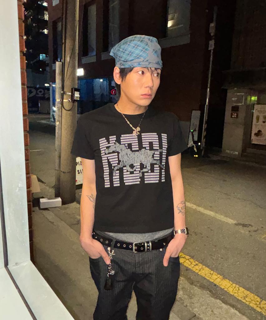Nodi Loading Horse Crop Tee Black