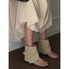 Mezzanine Französische lockere Ärmel kurze Hosen coole Stiefel 2025 Sommer neue Mode vielseitige flache Sandalen Damen