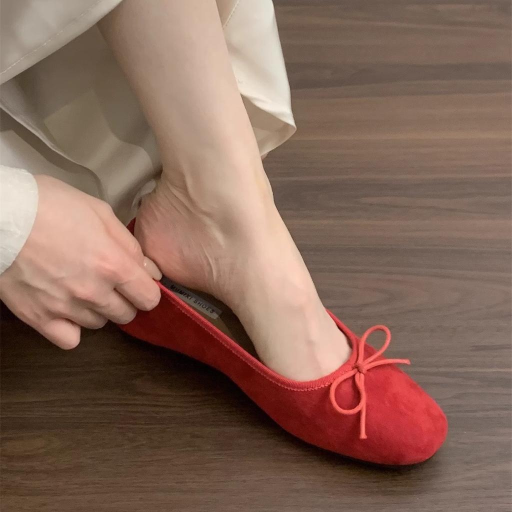 inner height increase suede light mouth red single shoes women's spring new thick-soled one-pedal ladyshoes with skirts Doudou shoes