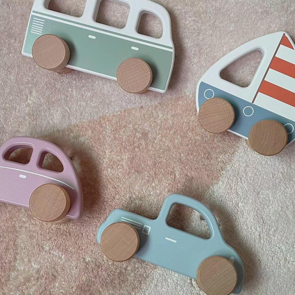 Wooden Inertial Pull-Back Car: Infant Early Education Push & Grasp Camping Car