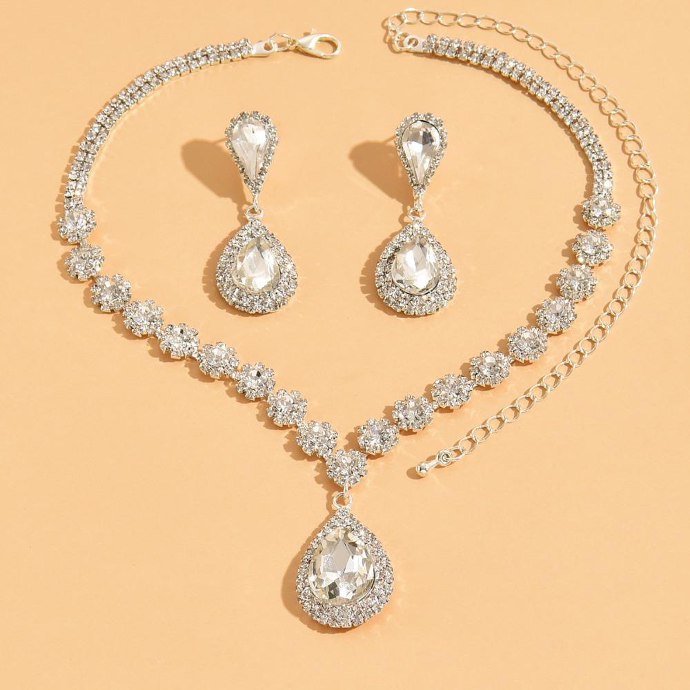 Claw Chain Inlaid Crystal Women's Versatile Jewelry Necklace Earrings Set