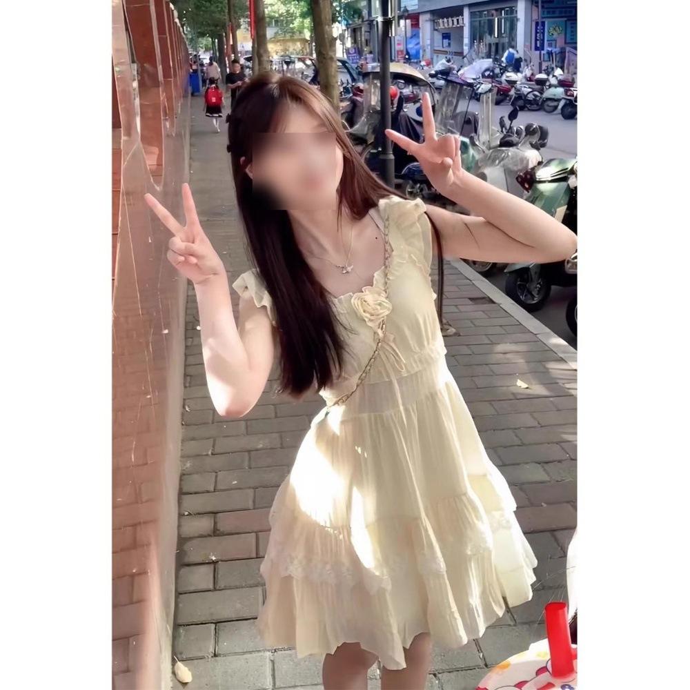 Sweet little fly sleeve dress women's summer fresh milk sweet princess cake dress waist fluffy skirt