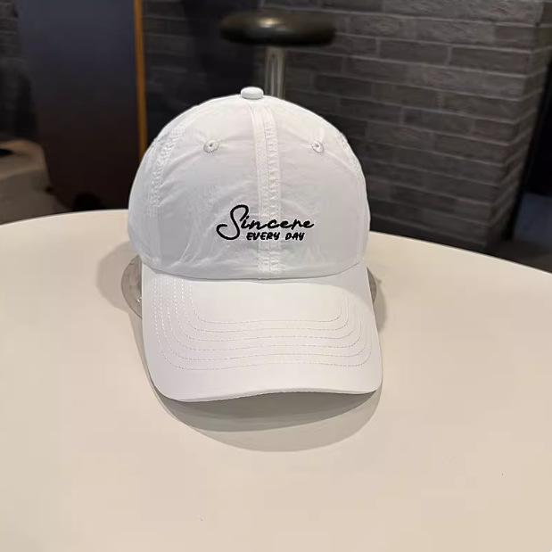 Simple Small Letters Youth Quick-Drying Spring And Summer Baseball Cap Women Outdoor Travel Sunscreen Sunshade Cap Men And Women