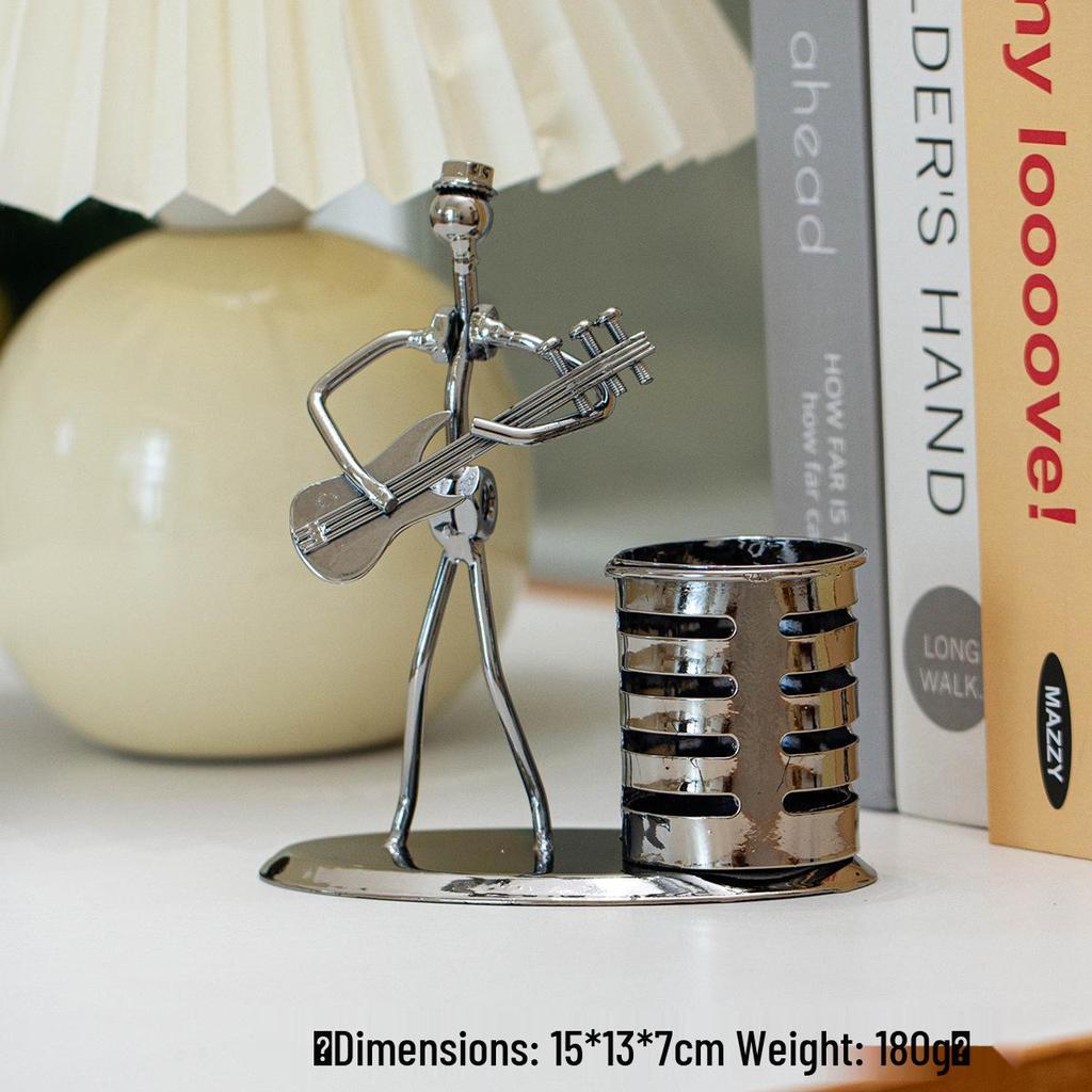 Band Little Iron Man Wrought Iron Figurine for Home Decor and Wine Cabinet Decoration