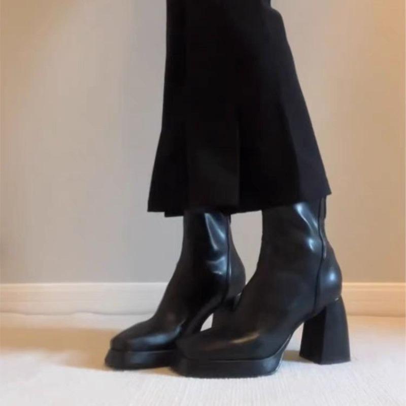 The New Style of Short Boots, Women's Shoes, Versatile and Comfortable Square-toed, Chunk-heeled Boots Devotion