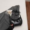 Premium Autumn and Winter Maillard Style New Fashion Versatile Messenger Bag Commuter Niche Single Shoulder Dumpling Bag Light Luxury