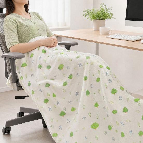 Four Leaf Clover Blanket, Multi-Purpose Air Conditioner Blanket, Soft Double-Sided Flannel Throw Blanket for Sofa Bed Dorm Office