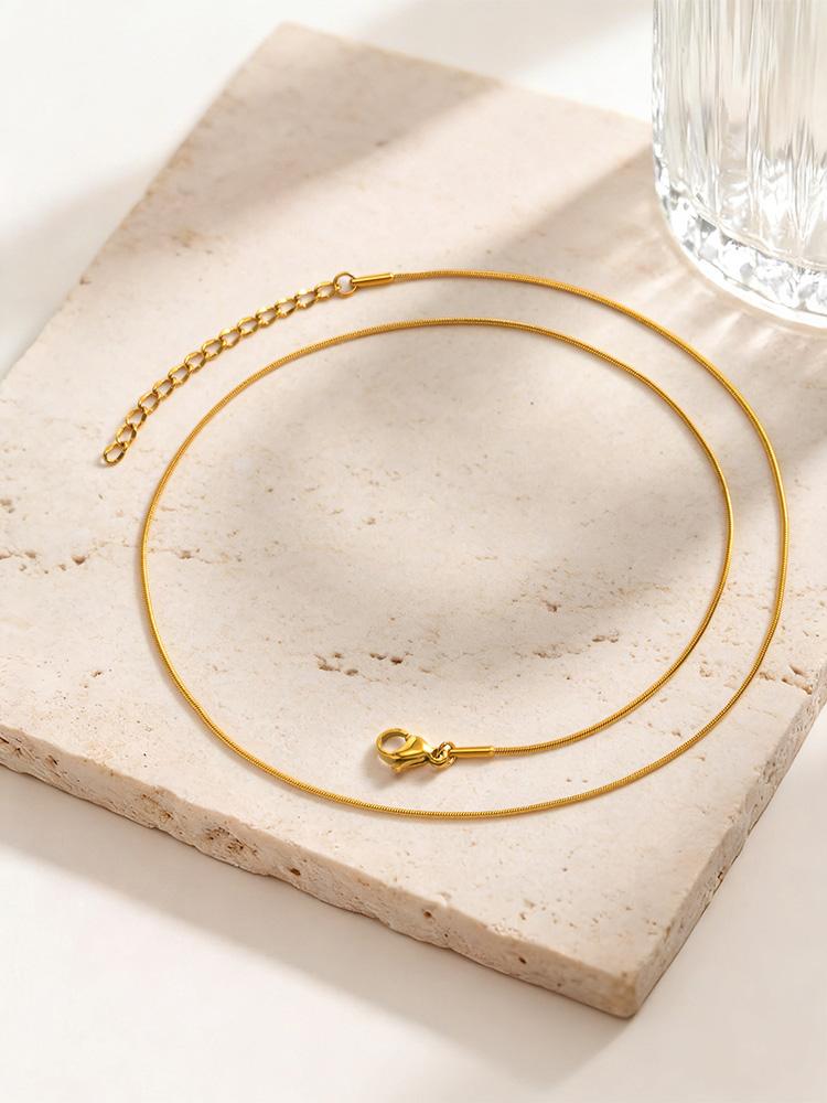 Minimalistische Schlangenkette Halskette, Anlaufgeschützt 18K Vergoldeter Edelstahl Dünn Vielseitig Basis Layering Schmuck