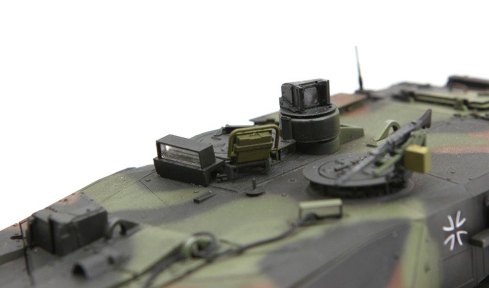 Meng Model German Army German Main Battle Tank Leopard 2 A7 Plastic Model MTS027 1/35