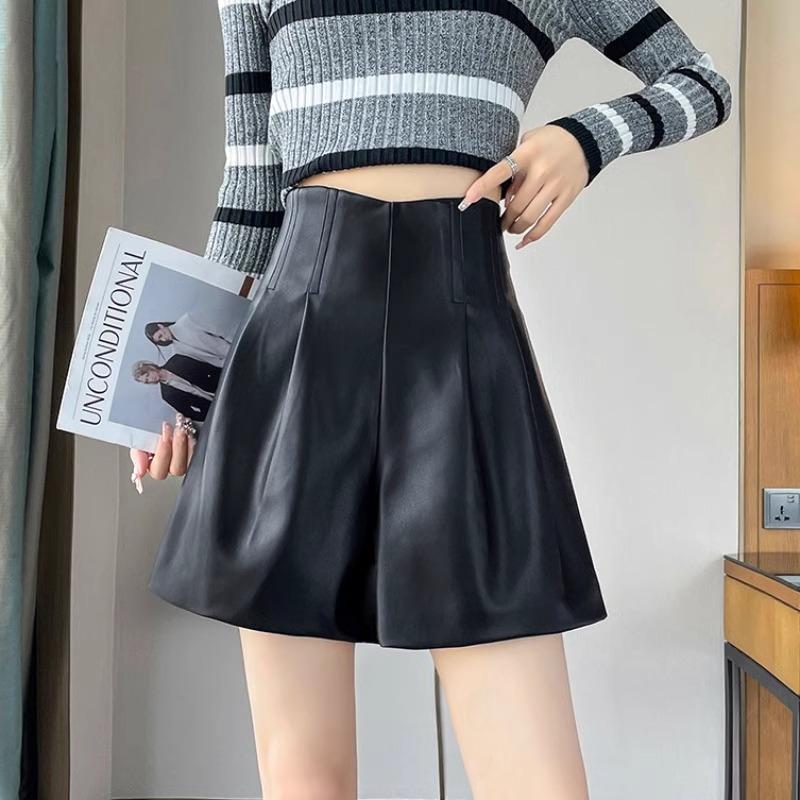 Petite High-Waisted Khaki PU Leather A-Line Shorts for Women - Wrinkle-Resistant, Wide-Leg Bootcut, Autumn/Winter Wear.