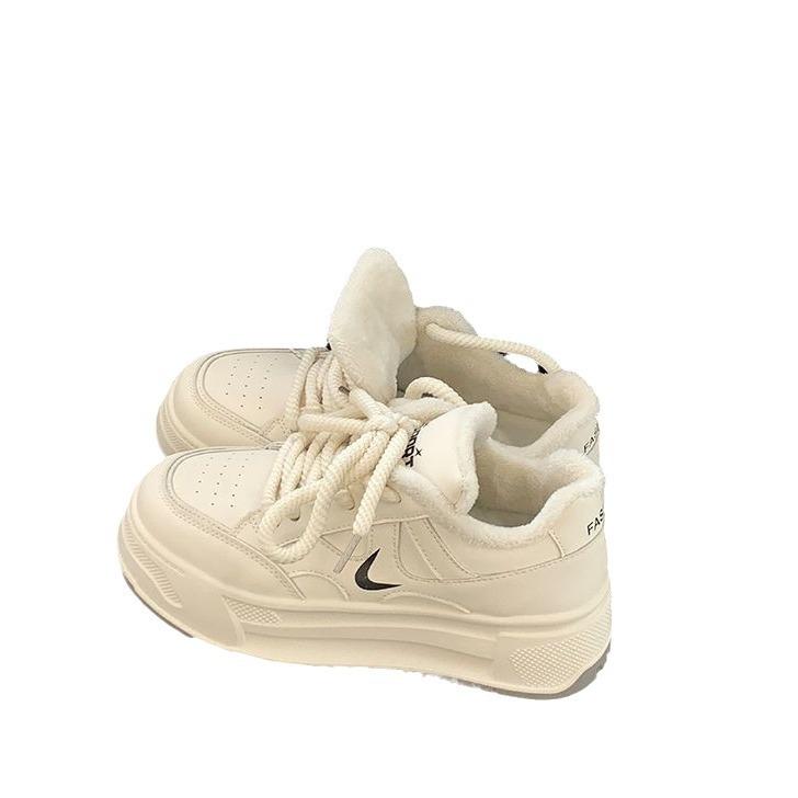 2025 zima nové sametové teplé platformové bílé boty dámské ins trendy všestranné niche originální sportovní a volnočasové plátěnky