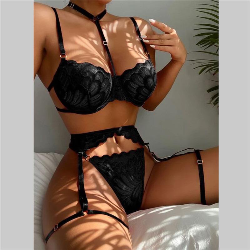 Women's Sexy Lace Deep V-neck Lingerie Ladies Sleepwear Erotic Underwear Plus Size Nightwear Sexy Bra And Panty Garters Set