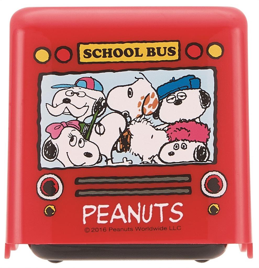 Skater Lunch Case with Lunch Snoopy and PEANUTS DLB5 Bus-Shaped Belt,