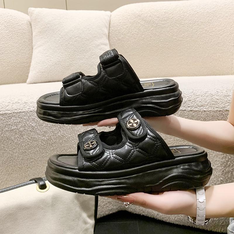 Sandals women's new summer versatile women's platform muffin sports beach sandals