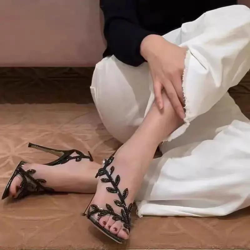 Moda Lato Nowość 2025 Złote Gałęzie i Jadeitowe Liście Wysokie Obcasy Czarne Szpiczaste Czubki Seksowne Francuskie Sandały Odkryte Palce Szpilka