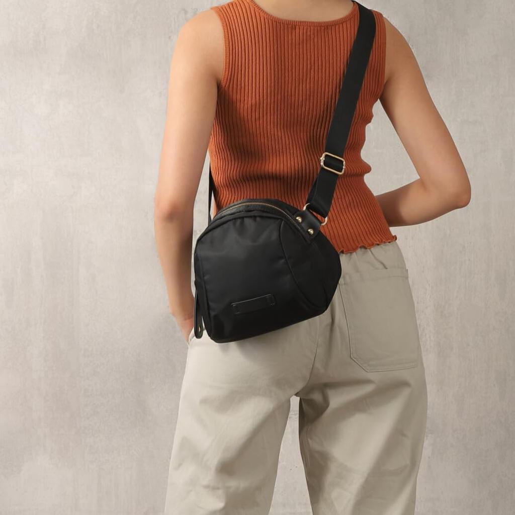 PETITCHOU Crossbody Minimalist Bum Crossbody Waist Small and Perfect for and and Winter Women's Bag, Bag, Bag, Bag, Lightweight, Commuting, School,