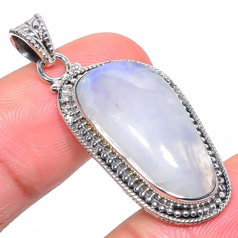

Natural Rainbow Moonstone Gemstone 925 Solid Sterling Silver Pendant 1.65 A8Y54