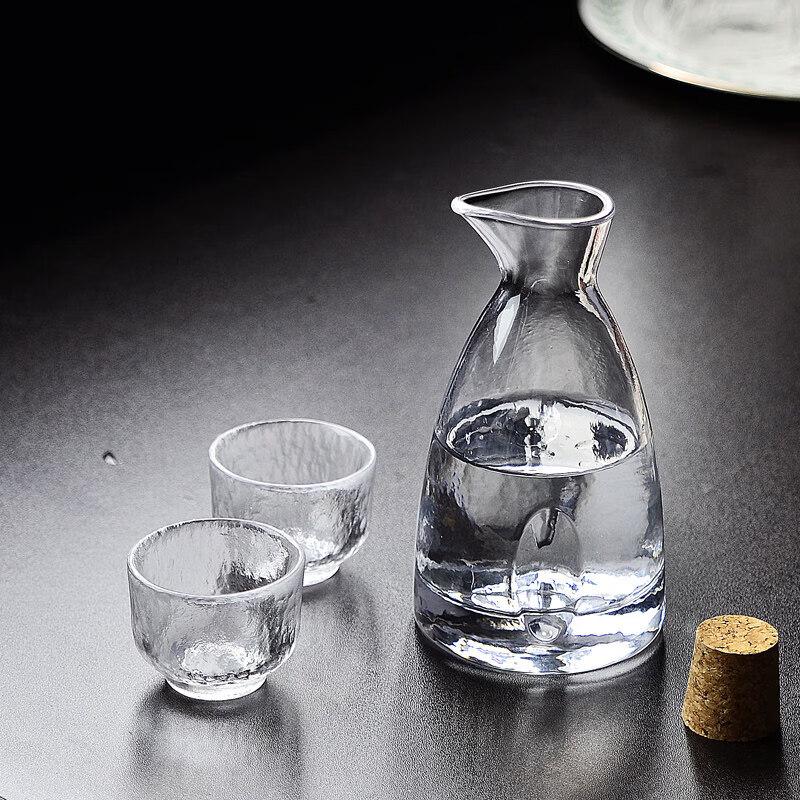 Chixing Gehamerd Glas Sake Set