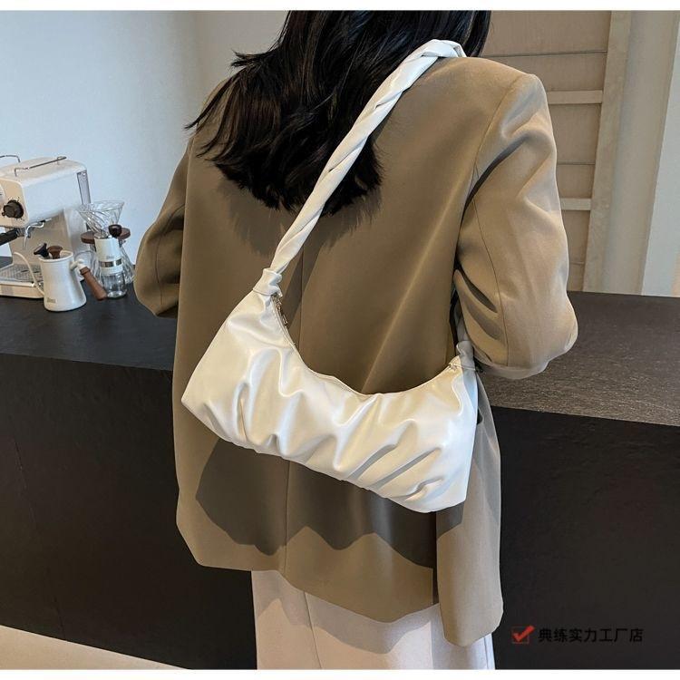 Simple New Fashion Sweet Commute Korean Version Casual Pleated Clouds Solid Color Single Shoulder Portable Underarm Bag Women