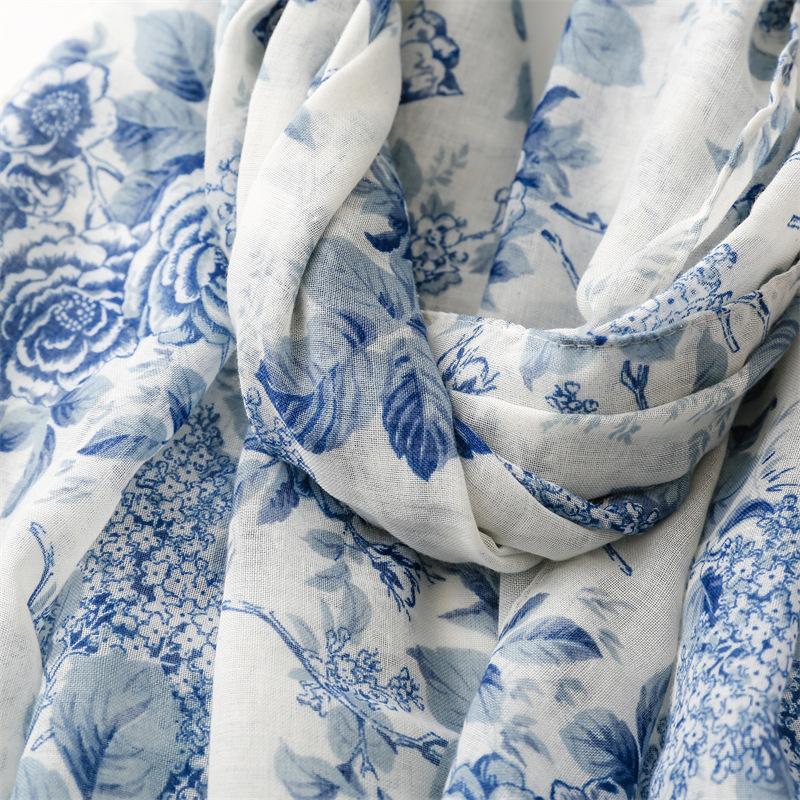 Elegant Blue & Black Paisley Print Women'S Travel Scarf - Lightweight, Breathable Polyester Shawl for Beach, Outings & Sun Protection Spring/Summer