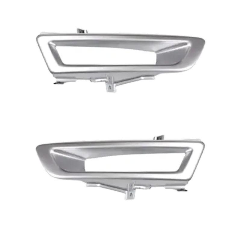 Срібляста накладка на протитуманну фару для Land Rover Discovery Sport 2015 року - LR066137/LR066139